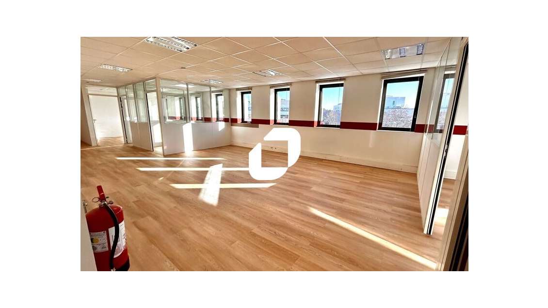 A louer Bureaux 150m² Nanterre