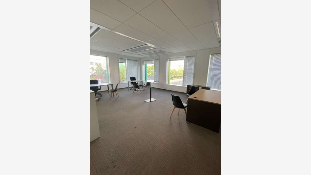 Bureau de 12, 14, 15, 44 et 71m² à louer Nanterre