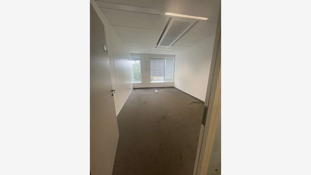 Bureau de 12, 14, 15, 44 et 71m² à louer Nanterre