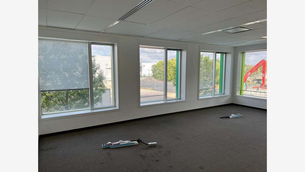 Bureau de 12, 14, 15, 44 et 71m² à louer Nanterre
