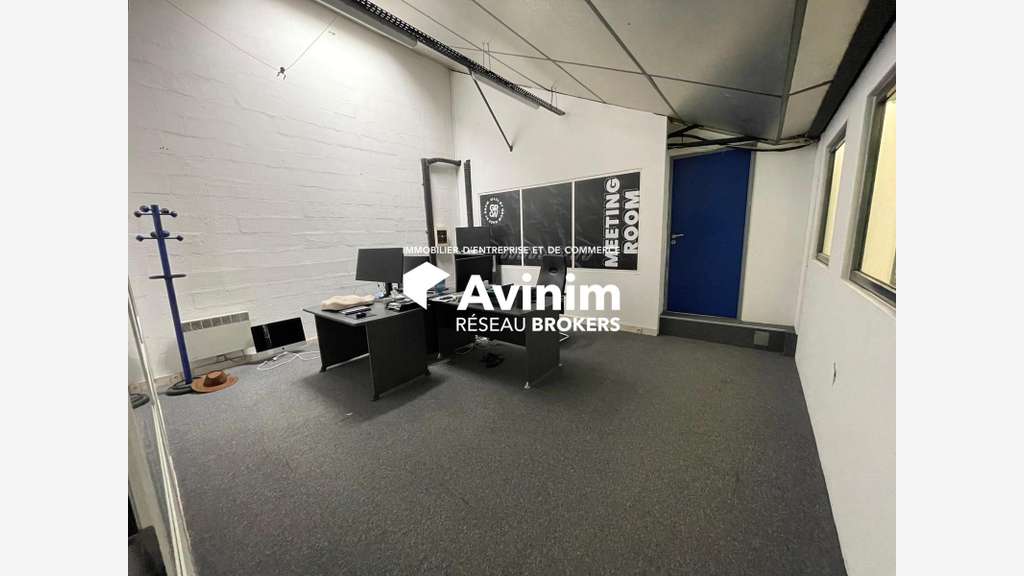 A louer bureaux 180m² R+1 à Nanterre
