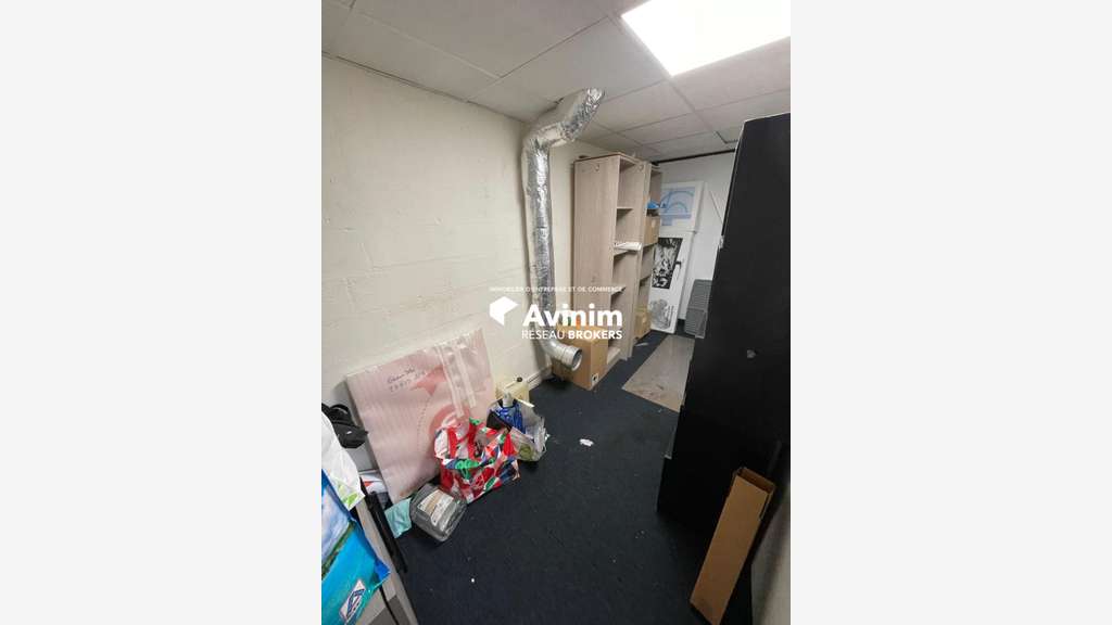 A louer bureaux 180m² R+1 à Nanterre