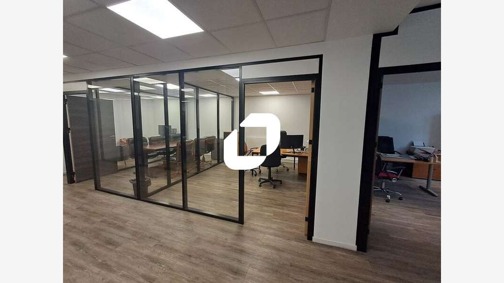 A louer Bureaux 140m² Nanterre