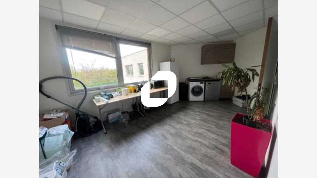 A louer Bureaux 1532m² Nanterre