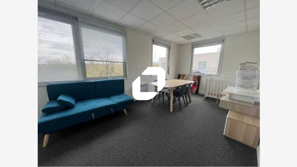 A louer Bureaux 1532m² Nanterre