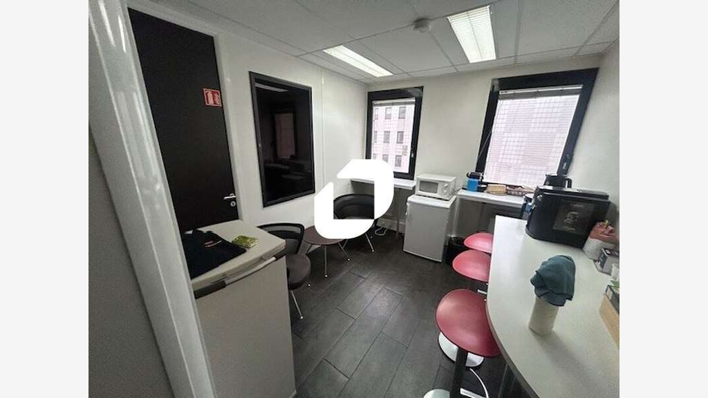 A louer Bureaux 281m² Nanterre