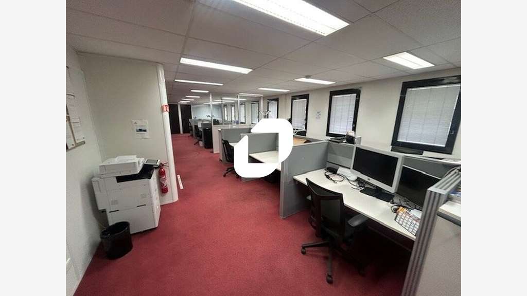 A louer Bureaux 281m² Nanterre