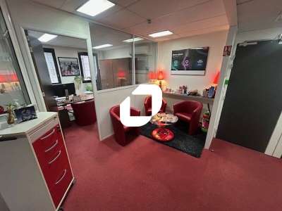 A louer Bureaux 281m² Nanterre