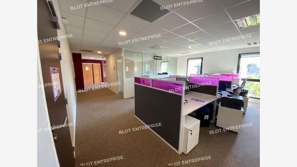 A louer bureaux 415m² R+3 à Nantes Nord