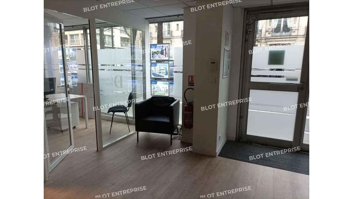 A louer bureaux 163m² sur deux niveaux à Nantes