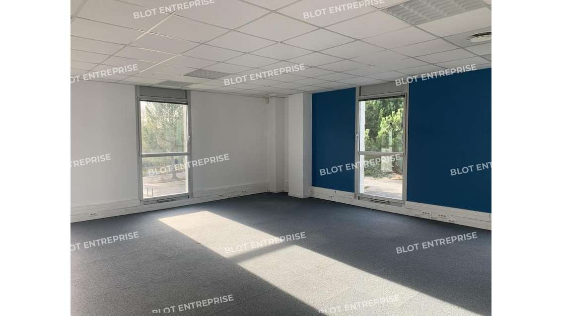 A louer bureaux 203m² R+1 à Nantes Chantrerie