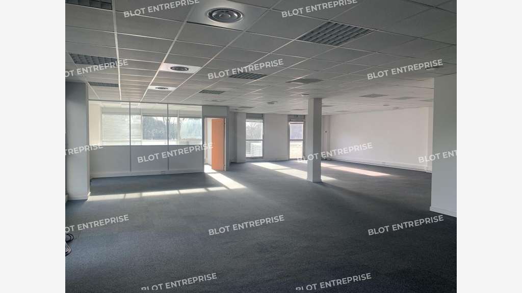A louer bureaux 203m² R+1 à Nantes Chantrerie