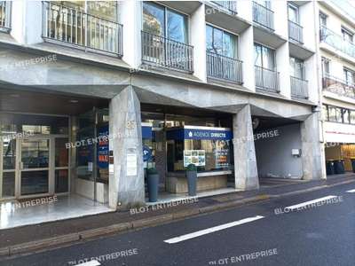 A louer bureaux 96m² à Nantes boulevard Guist'hau