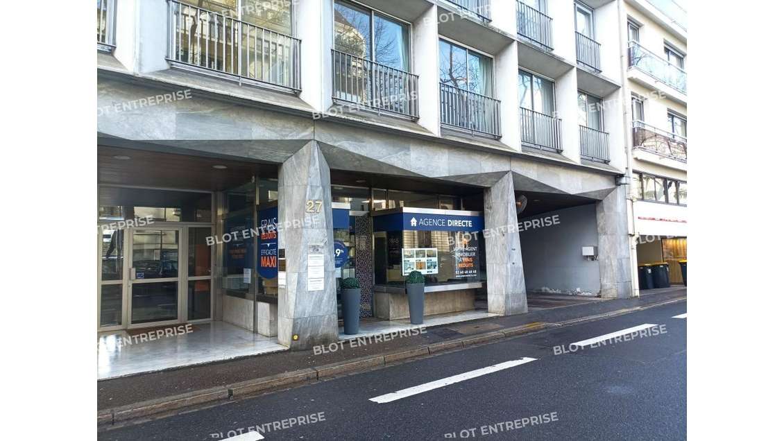 A louer bureaux 96m² à Nantes boulevard Guist'hau