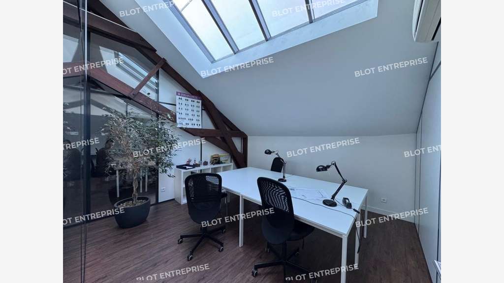 A louer bureaux 540m² à Nantes la Motte Rouge
