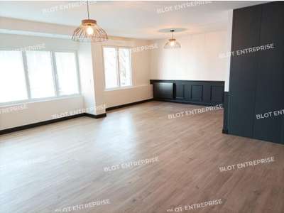 A louer bureaux rénovés de 107m² Nantes Sanitat