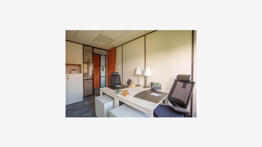 À louer bureaux privatifs de 13 à 22m² à Nantes 
