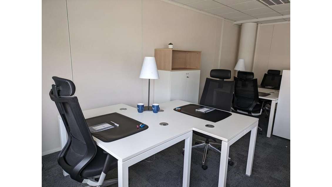 À louer bureaux privatifs de 13 à 22m² à Nantes 