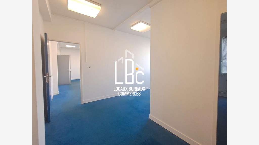 À louer bureaux 74m² à Nantes Carrière Misery