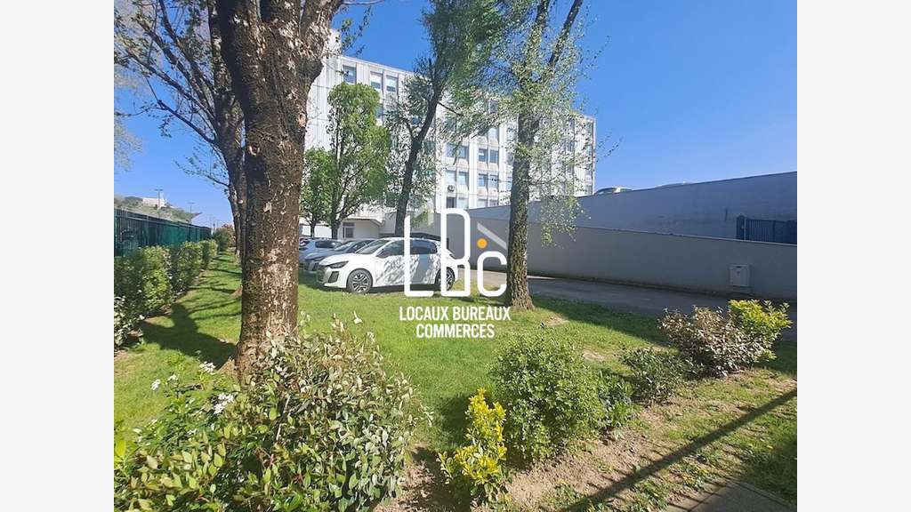 À louer bureaux 74m² à Nantes Carrière Misery