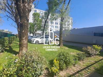 À louer bureaux 74m² à Nantes Carrière Misery