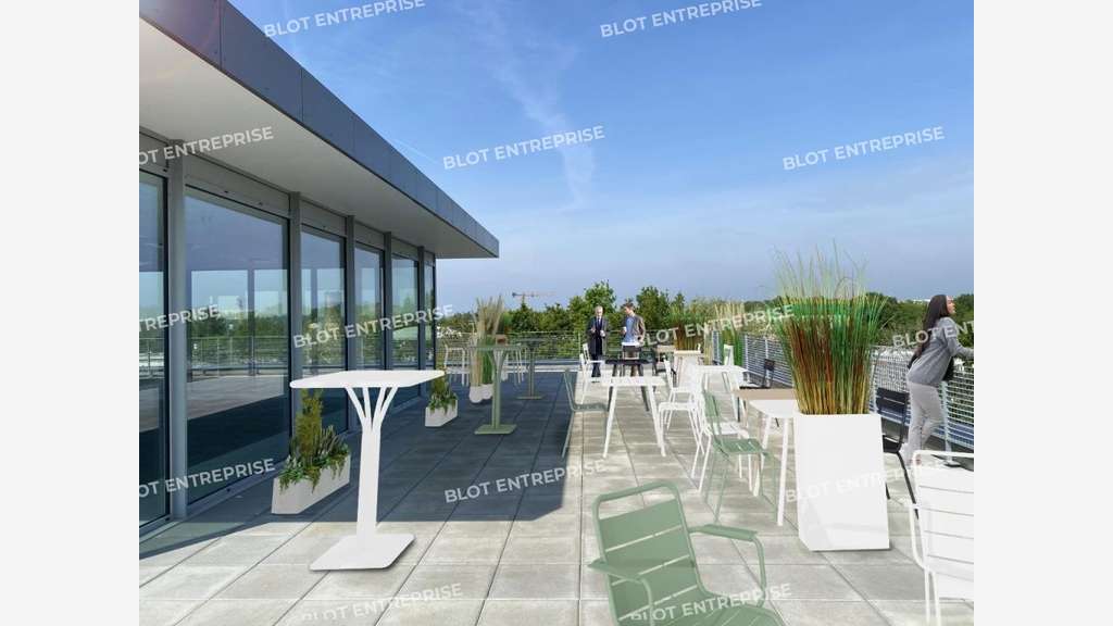 A louer bureaux 2570m² Nantes parc Chantrerie