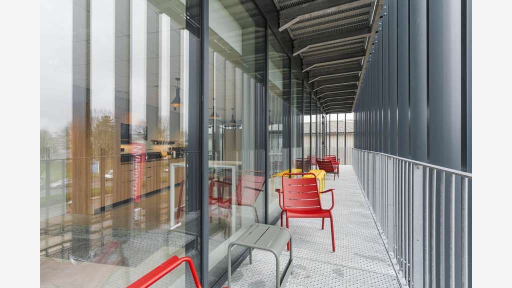 À louer bureaux privatifs 6 à 60 postes à Nantes
