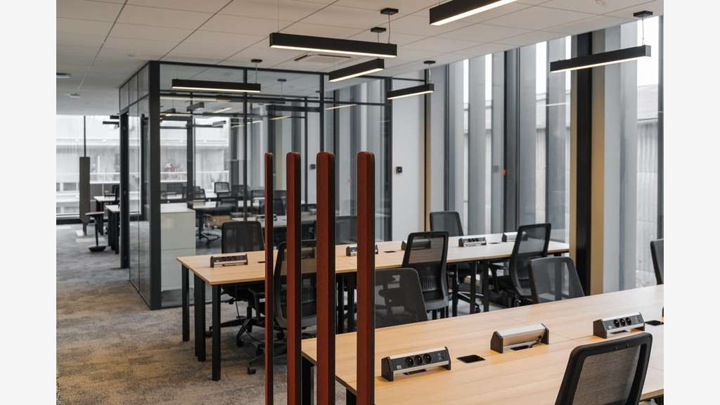 À louer bureaux privatifs 6 à 60 postes à Nantes