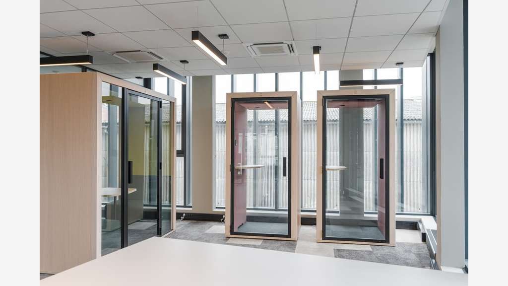 À louer bureaux privatifs 6 à 60 postes à Nantes