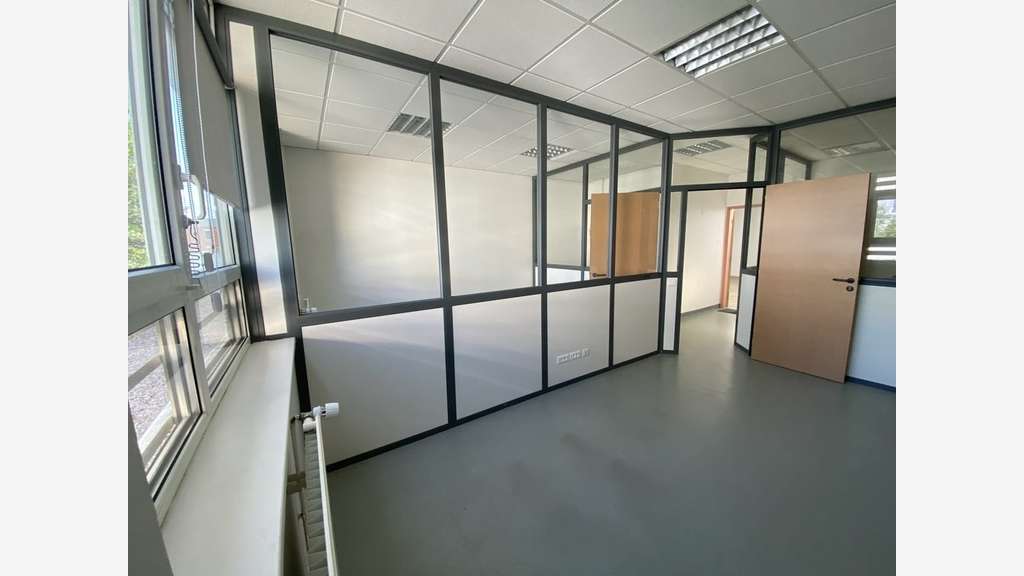 À louer bureaux de 13 à 125m² à Nantes