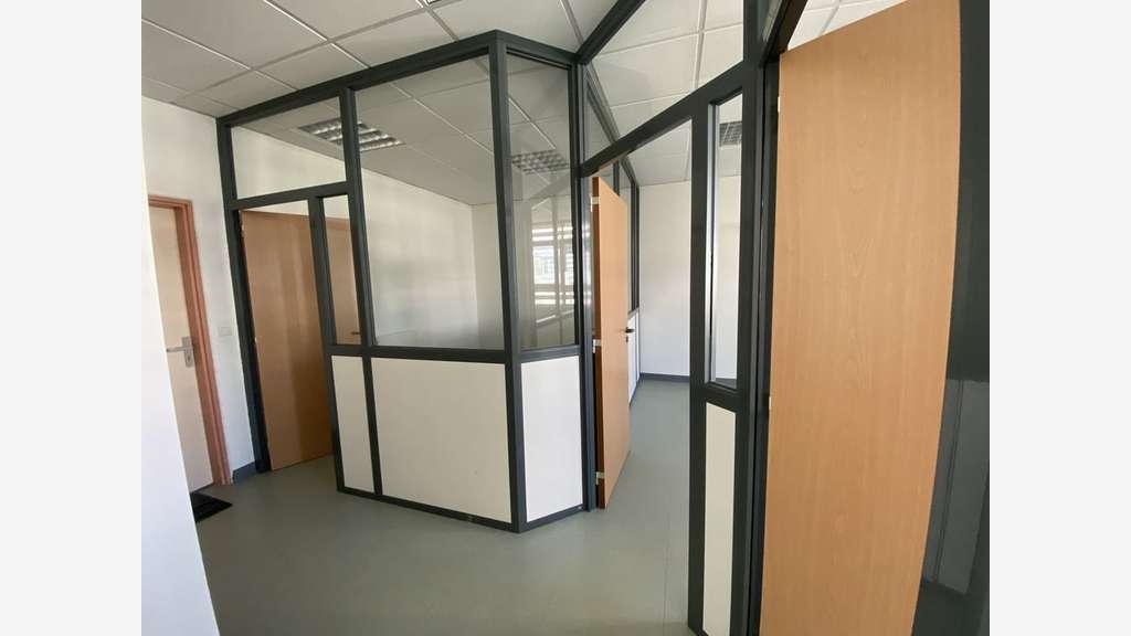 À louer bureaux de 13 à 125m² à Nantes
