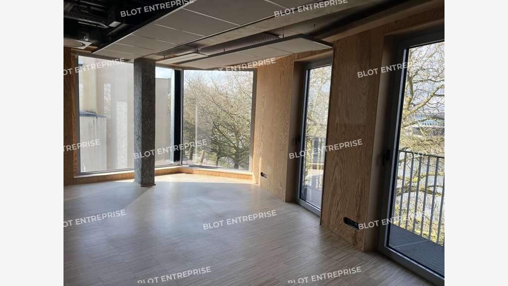 A louer bureaux 475m² à Nantes République
