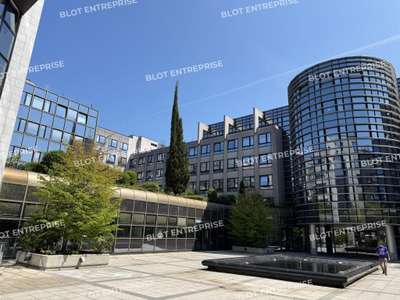 Location Immeubles commerciaux / Mixtes à Nantes