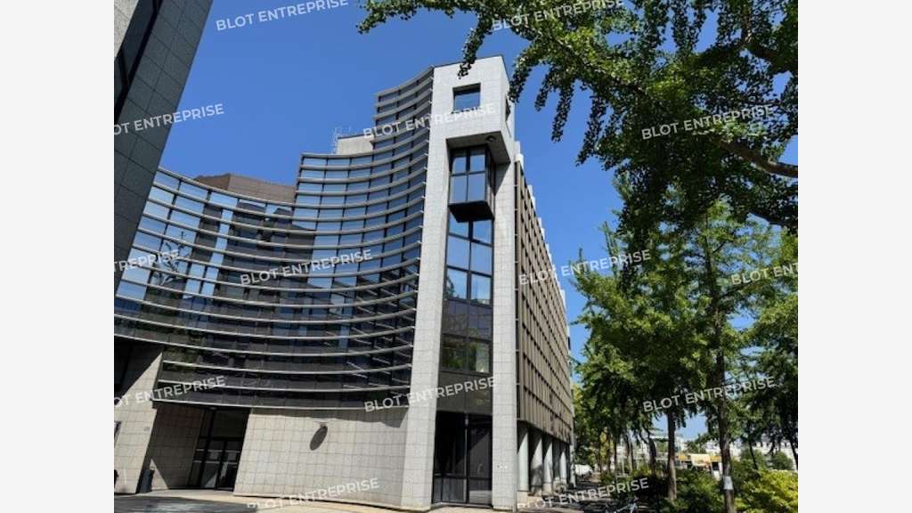 A louer bureaux 1791m² divisibles à Nantes