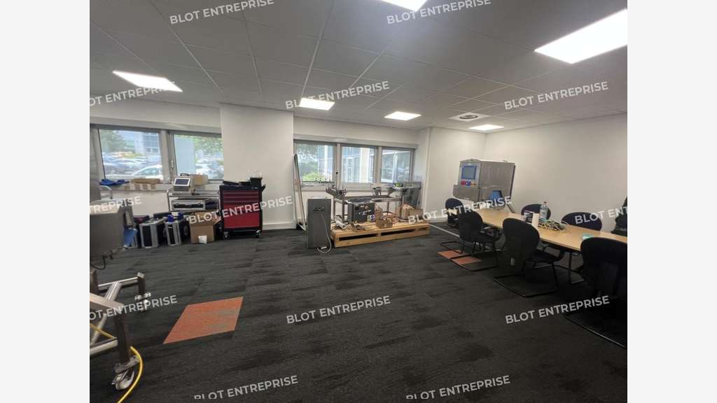 A louer bureaux 275m² empl stratégique Nantes Est