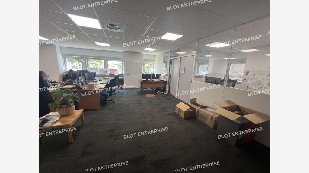 A louer bureaux 275m² empl stratégique Nantes Est