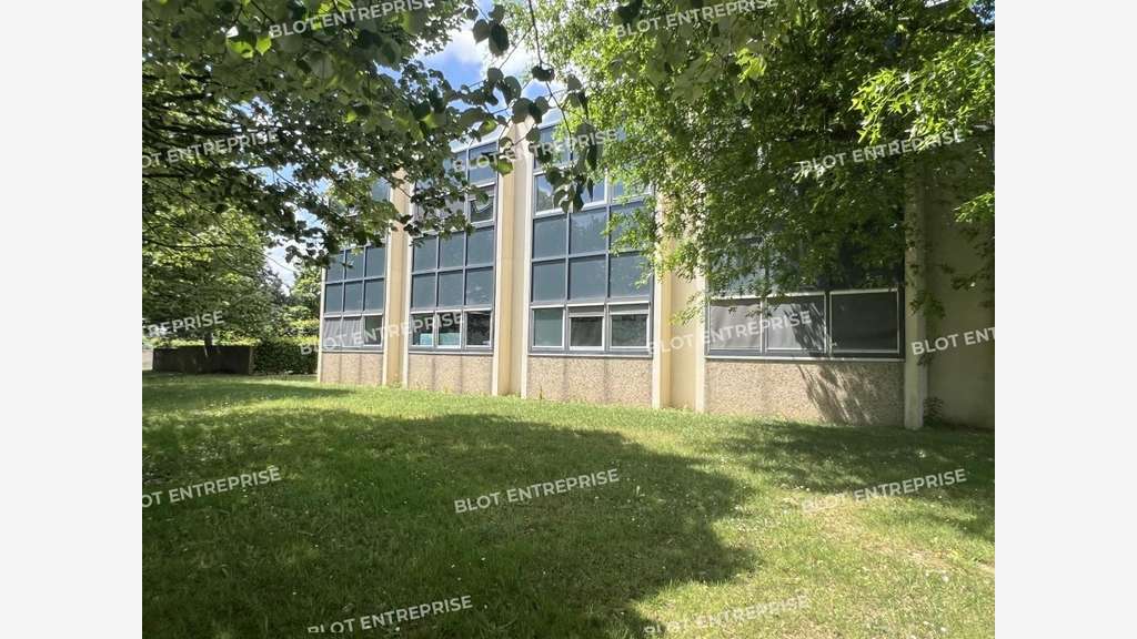 A louer bureaux 275m² empl stratégique Nantes Est