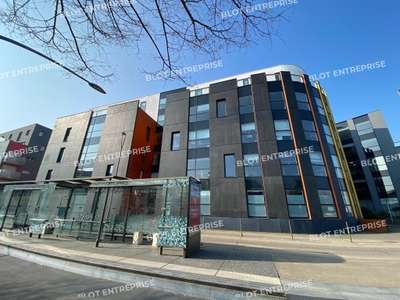 A louer bureaux 350m² RDC pied du Busway à Nantes