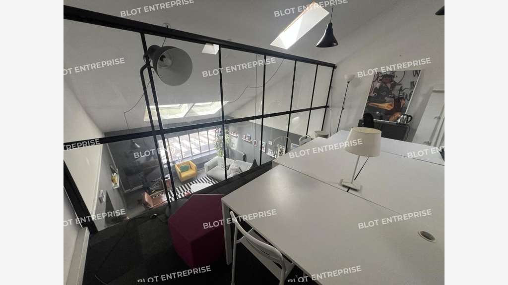 A louer bureaux 476m² à Nantes Saint-Clément