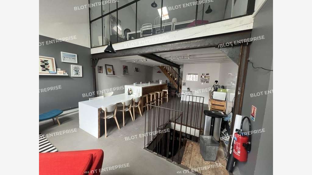 A louer bureaux 476m² à Nantes Saint-Clément