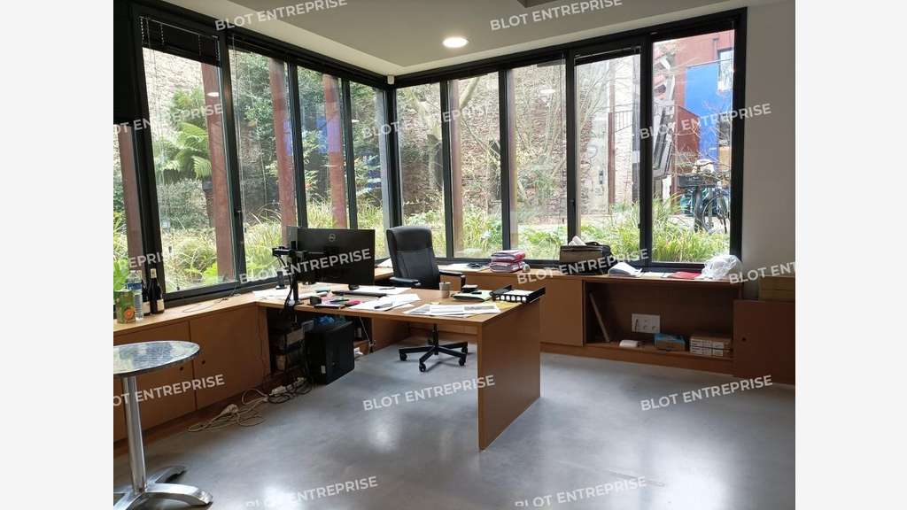 A louer bureaux 110m² Nantes centre Champs de Mars