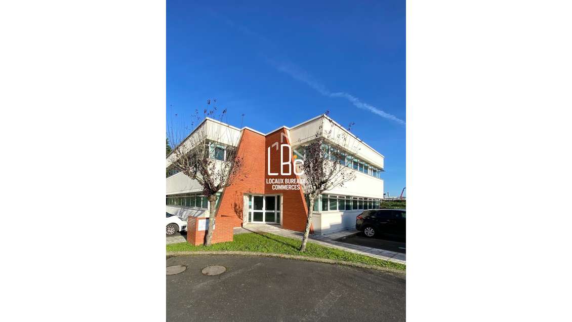 A louer bureaux 145m² à Nantes Paridis Beaujoire 