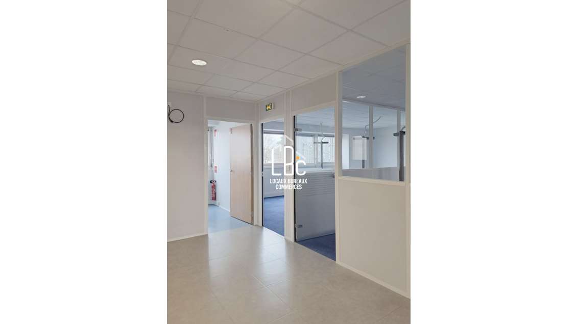 A louer bureaux 130m² à Nantes Eraudière