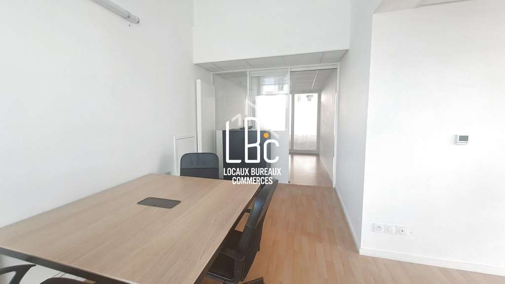 Bureau 42m² RDC à louer Gare Euronantes 