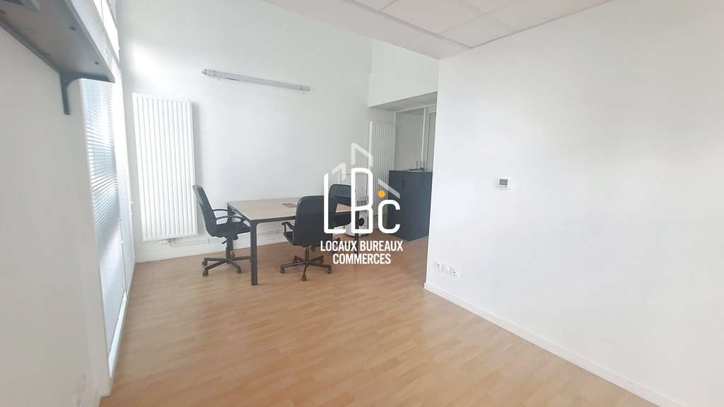 Bureau 42m² RDC à louer Gare Euronantes 