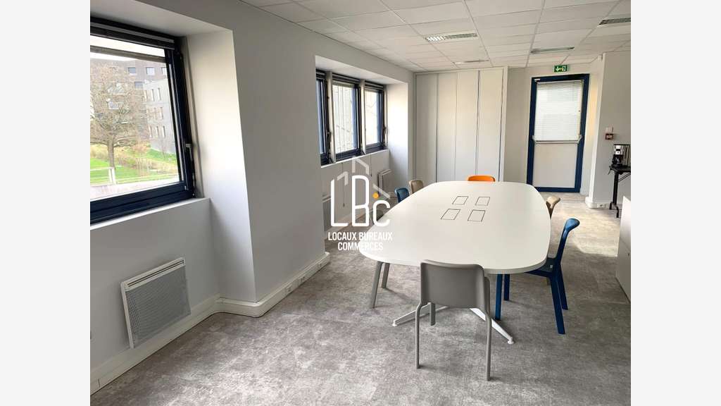 Plateau de bureaux 118m² à louer Nantes Éraudière