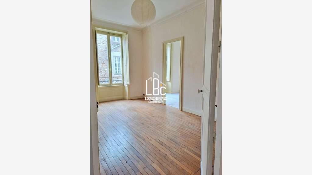 Plateau de bureaux 110m² à Nantes centre