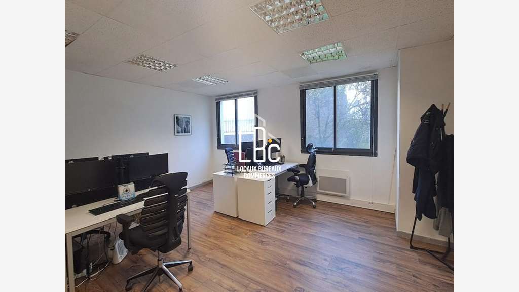 Plateau de bureaux à louer 80m² à Nantes centre