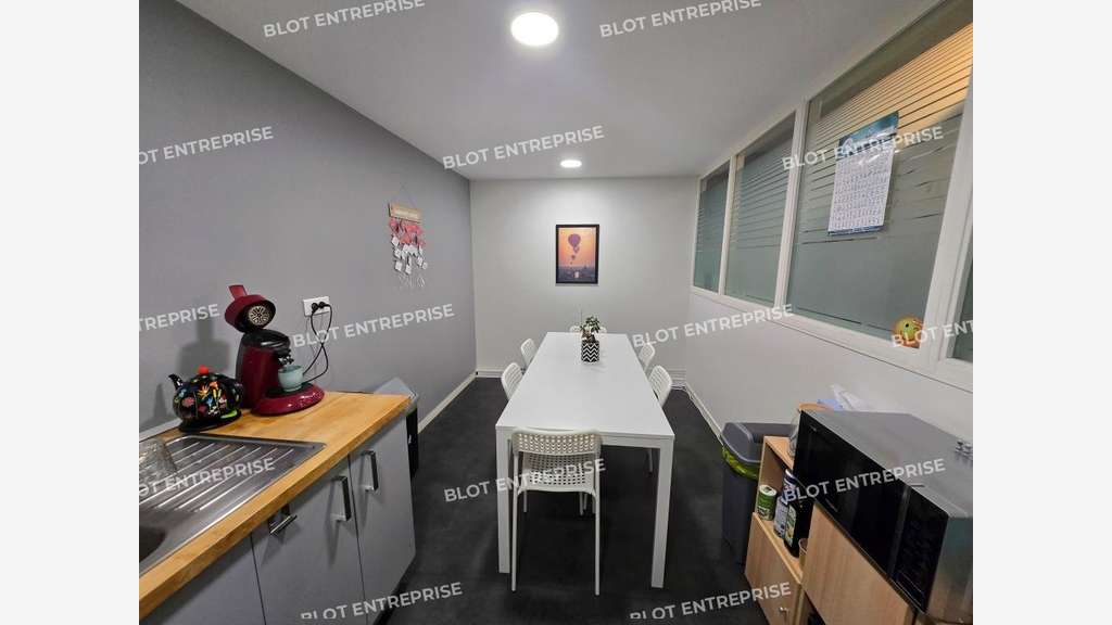 A louer bureaux 111m² accès PMR à Nantes