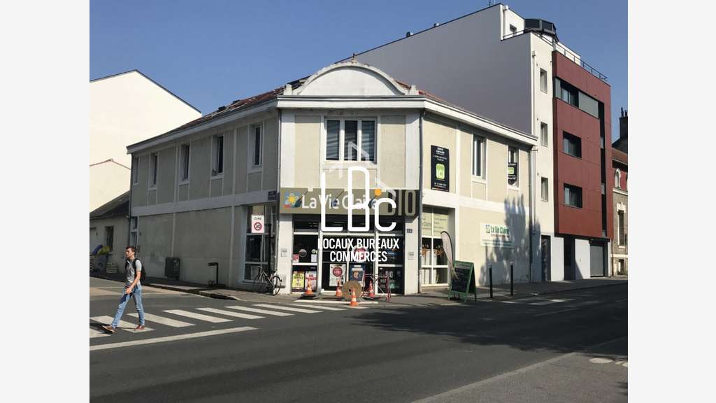 A louer bureaux 14,50m² à Nantes Ile de Versailles